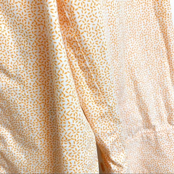 🌸2/$30🌸 Cutter & Buck Button-Down Dress Shirt - Picture 6 of 12